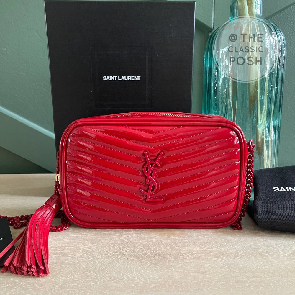 ❌SOLD❌ NEW SAINT LAURENT Lou Mini Matelassé Patent Leather Camera Bag RED - Picture 1 of 12